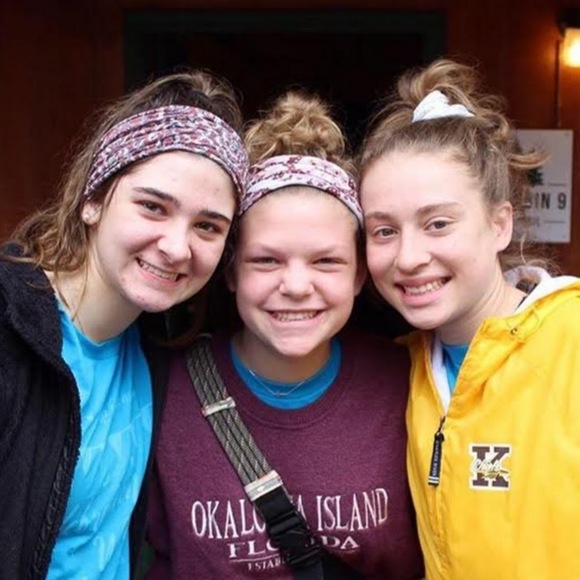 Meet your Posher, Karli - Picture 1 of 1